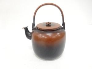 銅器　腰黒　水注